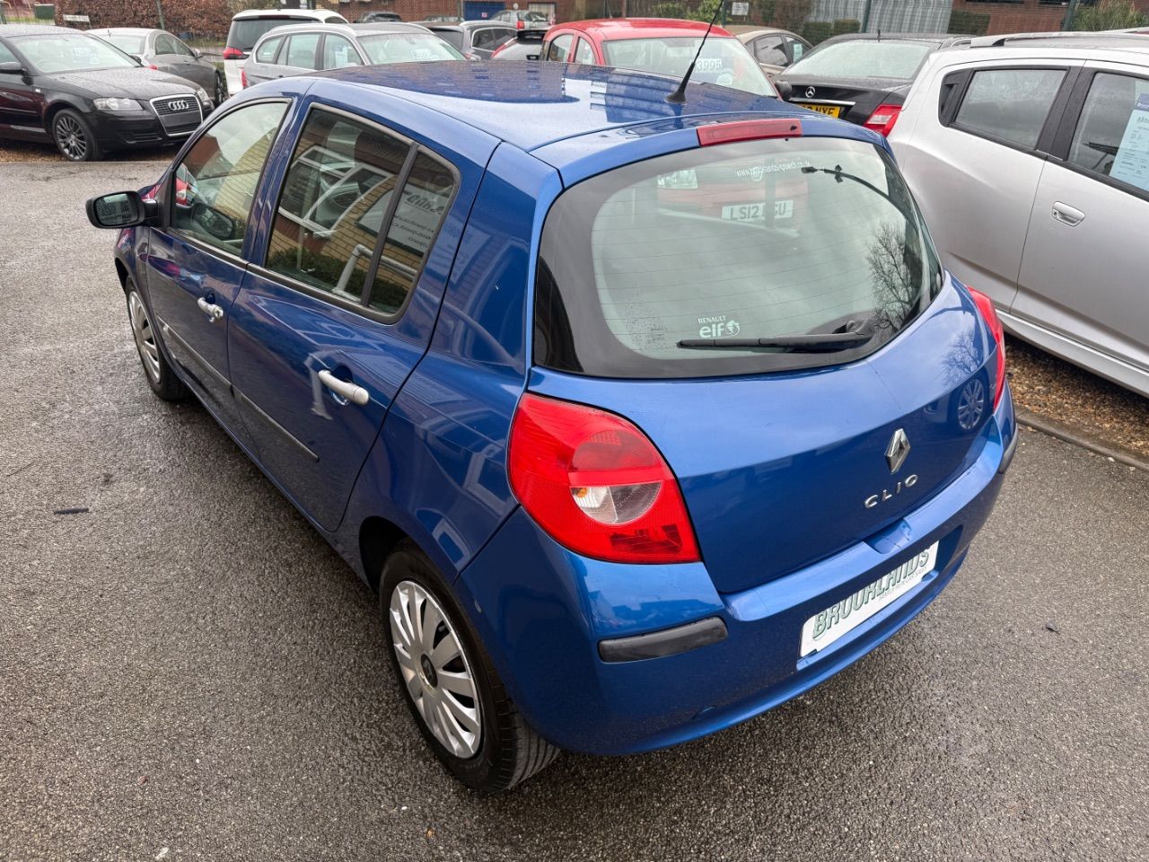 Renault Clio 1.6 Expression Automatic 5 Door