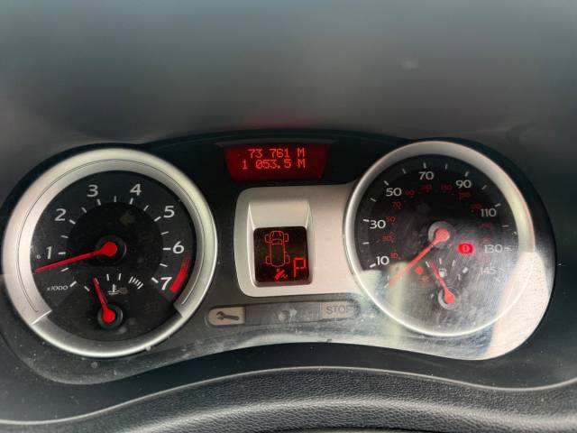 2008 Renault Clio 1.6 Expression Automatic 5 Door