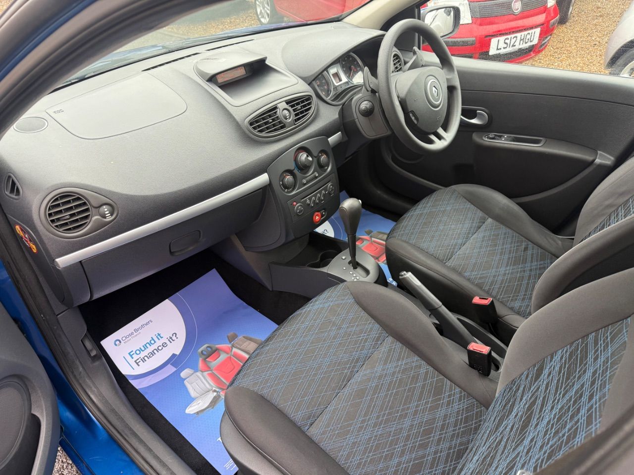 Renault Clio 1.6 Expression Automatic 5 Door