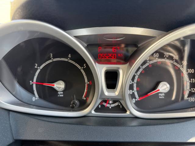 2012 Ford Fiesta 1.4 Titanium 5 Door Automatic