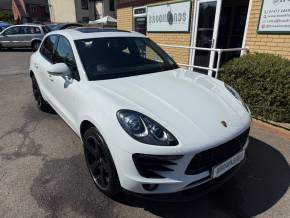 PORSCHE MACAN 2017 (67) at Brooklands Ipswich Ipswich