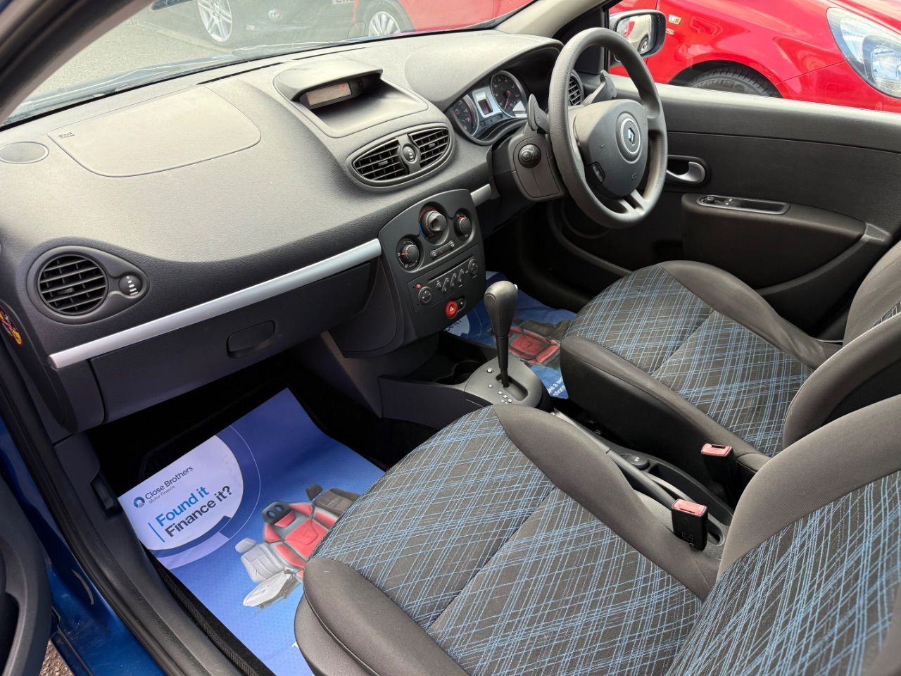 Renault Clio 1.6 Expression Automatic 5 Door