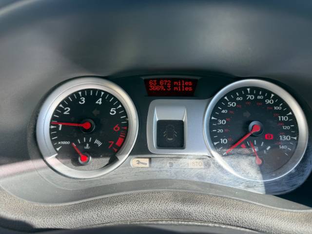 2012 Renault Clio 1.2 Dynamique TomTom 3 Door