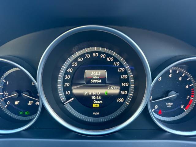 2013 Mercedes-Benz C Class 1.6 C180 BlueEFFICIENCY Executive SE Automatic Saloon