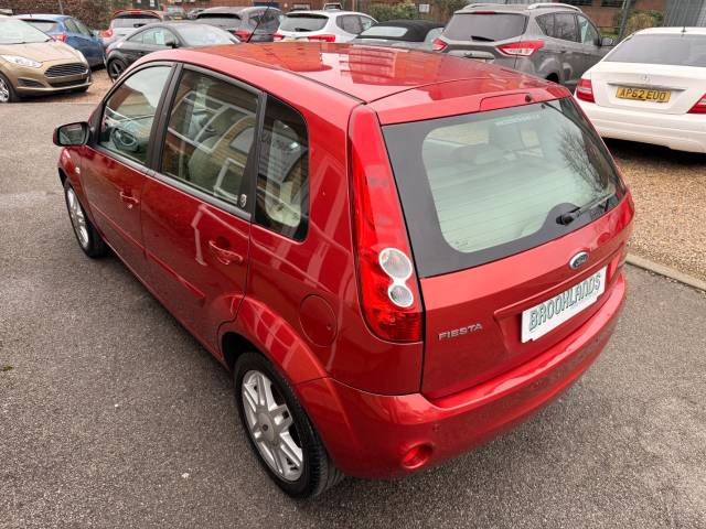 2007 Ford Fiesta 1.6 Ghia Automatic 5 Door