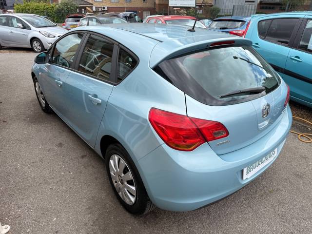 2011 Vauxhall Astra CDTi ecoFLEX Exclusiv 1.7 Diesel 5 Door