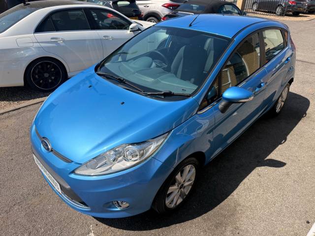 2010 Ford Fiesta 1.4 Zetec Automatic 5 Door