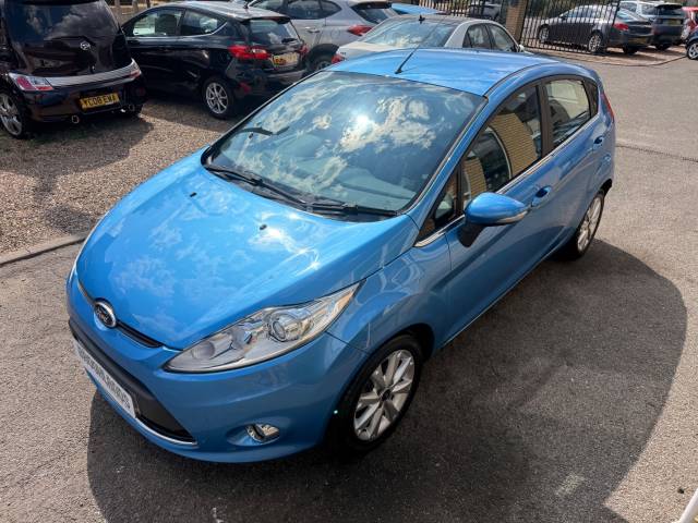 2010 Ford Fiesta 1.4 Zetec Automatic 5 Door