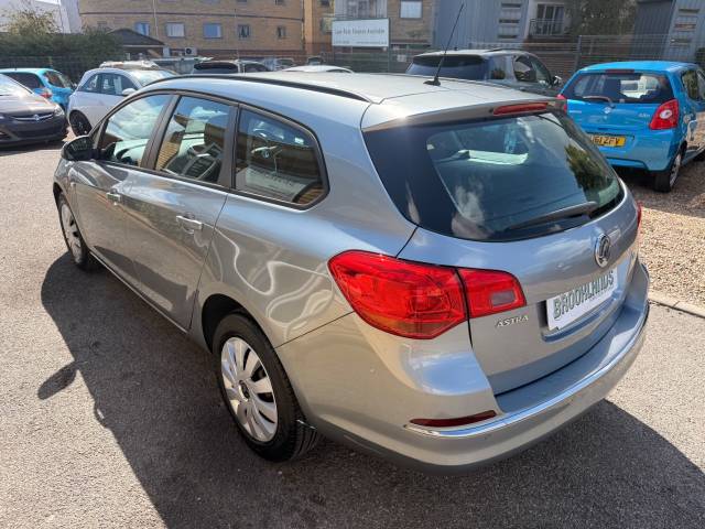 2013 Vauxhall Astra 1.6 Exclusiv Estate
