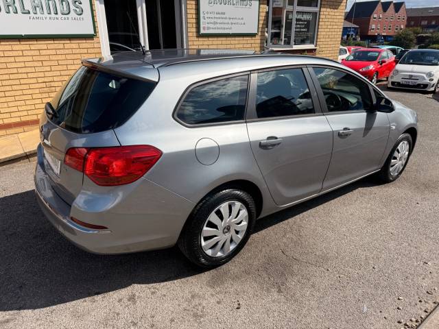 2013 Vauxhall Astra 1.6 Exclusiv Estate