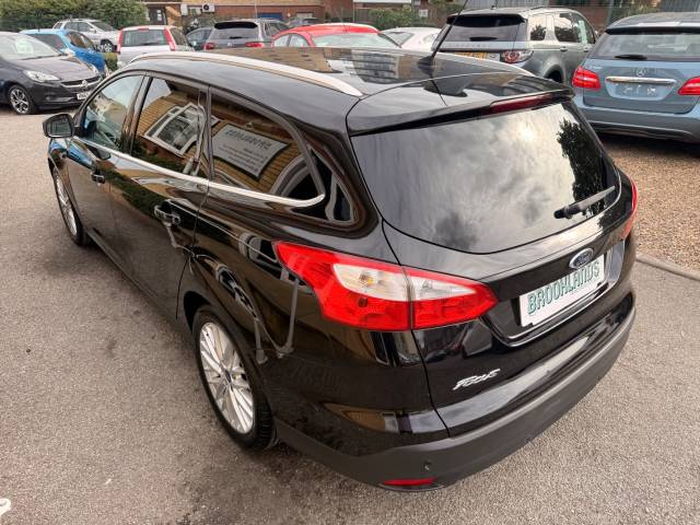 2012 Ford Focus 1.6 Zetec Estate