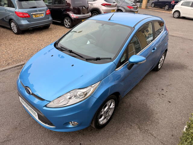 2012 Ford Fiesta 1.4 Zetec Automatic 3 Door
