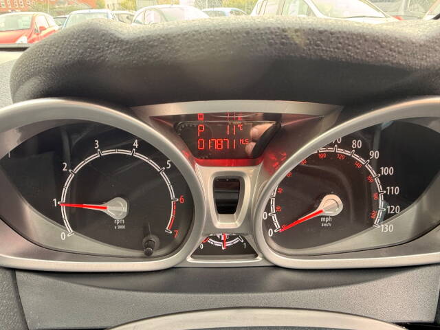 2012 Ford Fiesta 1.4 Zetec Automatic 3 Door